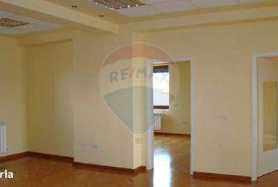 Spațiu comercial, de 115 mp, în Andrei Mureșanu - 2