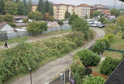 Casă cu 4 camere cu Teren 310 Mp în Nord - 2