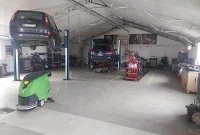 Spațiu comercial, de 758 mp, în Central - 9