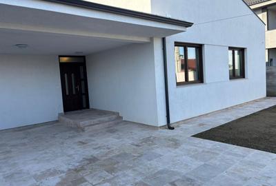 Casă cu 4 camere cu Teren 519 Mp în Ghiroda - 6
