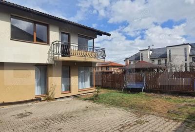 De inchiriat Casa individuala 1 , parcare, curte 300m, strazii Mihai Romanul - 4