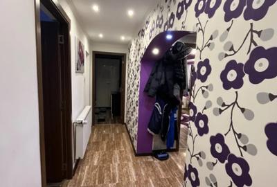 Apartament cu 4 camere decomandat în Central - 1