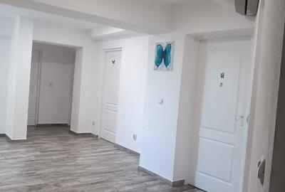 Apartament cu 4 camere decomandat în Ampoi 2