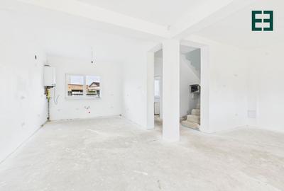 Duplex cu 4 camere cu Canalizare în Moșnița Veche - 4