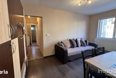 Apartament cu 3 camere decomandat în Petros - 5