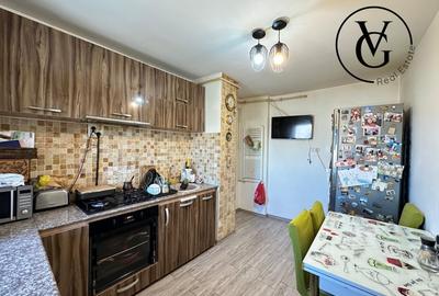 Apartament decomandat 3 camere - zona Gara - vedere spre mare - 7