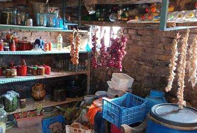 Casă cu 2 camere decomandat în Henig - 3