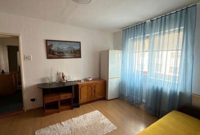 Apartament cu 2 camere semidecomandat în Central - 1