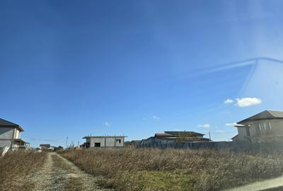 Teren de vanzare in Lazu lot de casa cu PUZ - 6