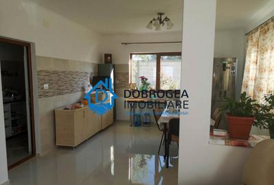 Casă cu 7 camere cu Teren 390 Mp în Mineri - 16