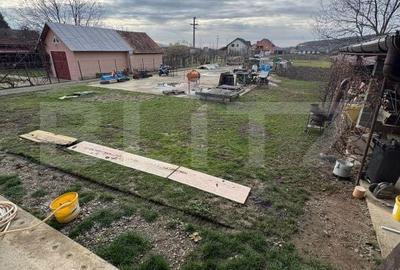 Casă cu 4 camere cu Teren 2000 Mp în Central - 9