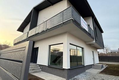 Casă cu 4 camere cu Canalizare în Bucium - 2