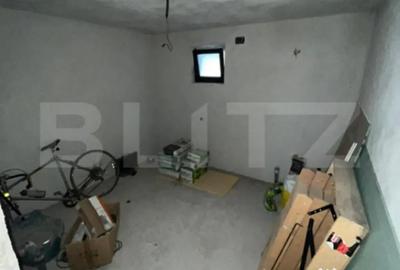 Casă cu 4 camere cu Teren 810 Mp în Central - 10