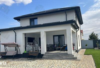 Casă cu 6 camere cu Teren 603 Mp în Central
