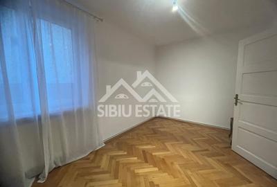 Apartament de vanzare cu 3 camere, balcon, etaj 1 -Zona Calea Dumbravii - 4