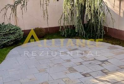 Casă cu 7 camere cu Canalizare în Apărătorii Patriei - 14
