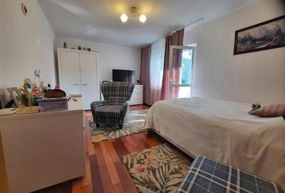 Decomandat etaj 1 cu 2 balcoane, model mare - 2