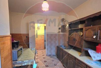 Apartament cu 3 camere de vanzare in zona Vitrometan Apartament cu 3 camere de vanzare in zona Vitrometan - 5