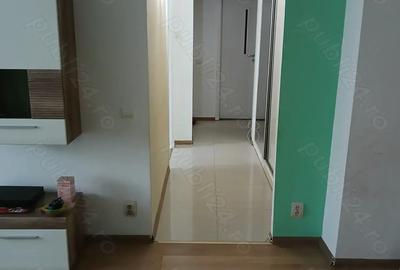 Inchiriez apartament 3 camere, etaj 3, zona Miramar - 7