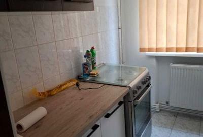 Apartament cu 3 camere decomandat în Precista - 2