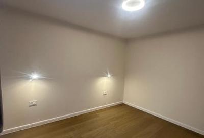 Vand apartament proaspat renovat , finisaje lux - 6