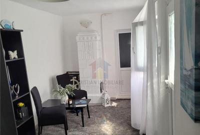 Casa 5 camere, suprafata teren 200 mp, zona Piata Saraca - 8