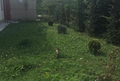 Casă cu 5 camere cu Teren 500 Mp în Lazu - 2