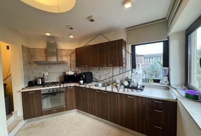 VILA DEOSEBITĂ LA VÂNZARE ÎN ZONA CENTRALĂ APROAPE DE CALEA PLEVNEI - 5