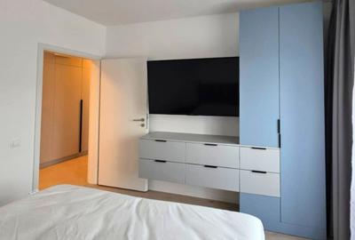 Apartament cu 3 camere decomandat, mobilat în Tractorul - 8