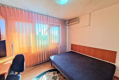 Garsonieră nedecomandată, mobilată în Complex Studențesc