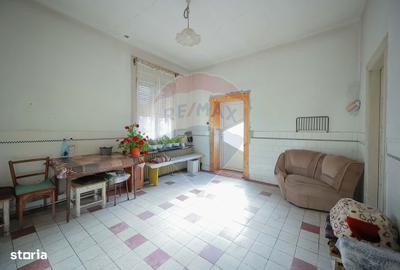 Casă cu 6 camere cu Teren 368 Mp în Orașul Nou - 17