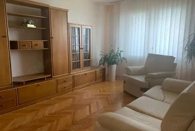 Inchiriez apartament cu 2 camere Tudor, B-dul Pandurilor