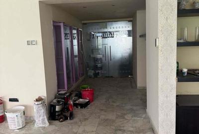 Spatiu comercial ,restaurant,cos de evacuare,etc - 3