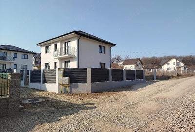 Casă cu 3 camere cu Teren 450 Mp în Burdujeni - 6