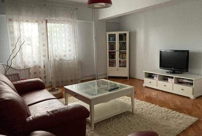 Apartament ultracentral si decomandat cu 3 camere - 1