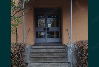 Garsonieră decomandată în Astra - 3