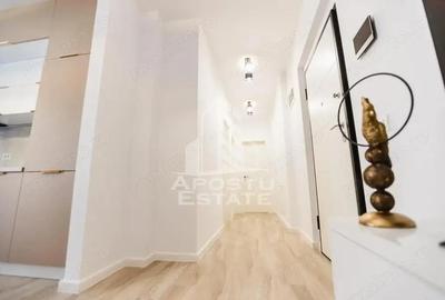 Apartament cu 3 camerere, mobilat de lux parcare subterana si piscina. - 1