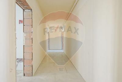 Apartament cu 2 camere semidecomandat în Rulmentul - 13
