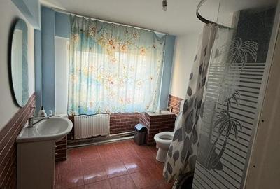 Apartament decomandat în Central - 2