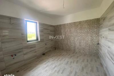 Casă cu 4 camere cu Canalizare în Central - 5