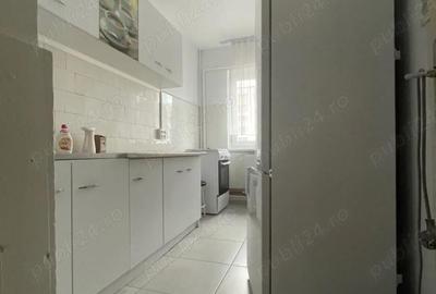 Apartament cu 3 camere decomandat în 1 Mai - 3