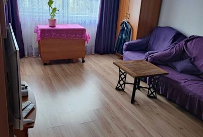 Apartament cu 3 camere decomandat în Militari