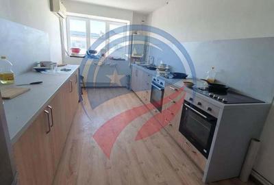 Spațiu comercial, de 2,200 mp, în Bariera Vâlcii - 2