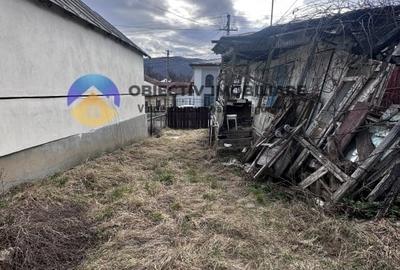 Teren Construcții intravilan de 821 mp, în Sărata