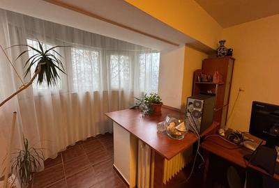 Apartament cu 2 camere decomandat, mobilat în Știrbei Vodă - 4