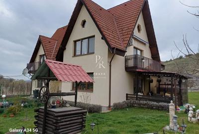 Casă individuală cu 7 camere cu Teren 1076 Mp în Florești - 1