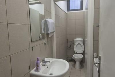 Spațiu comercial, de 126 mp, în Central - 13