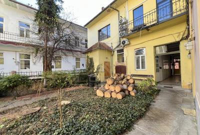 Apartament cu 2 camere semidecomandat, mobilat în Central - 17