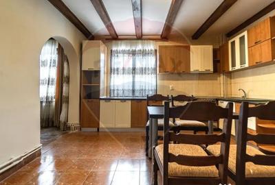 Casă cu 6 camere cu Teren 463 Mp în Sud - 9