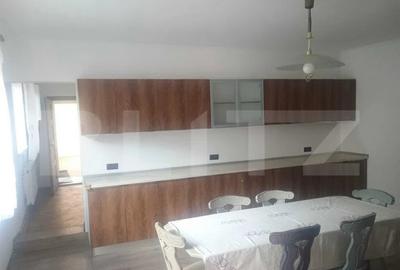 Casa 160 m2 de inchiriat in Bra?ov Blumana, curte p - 1